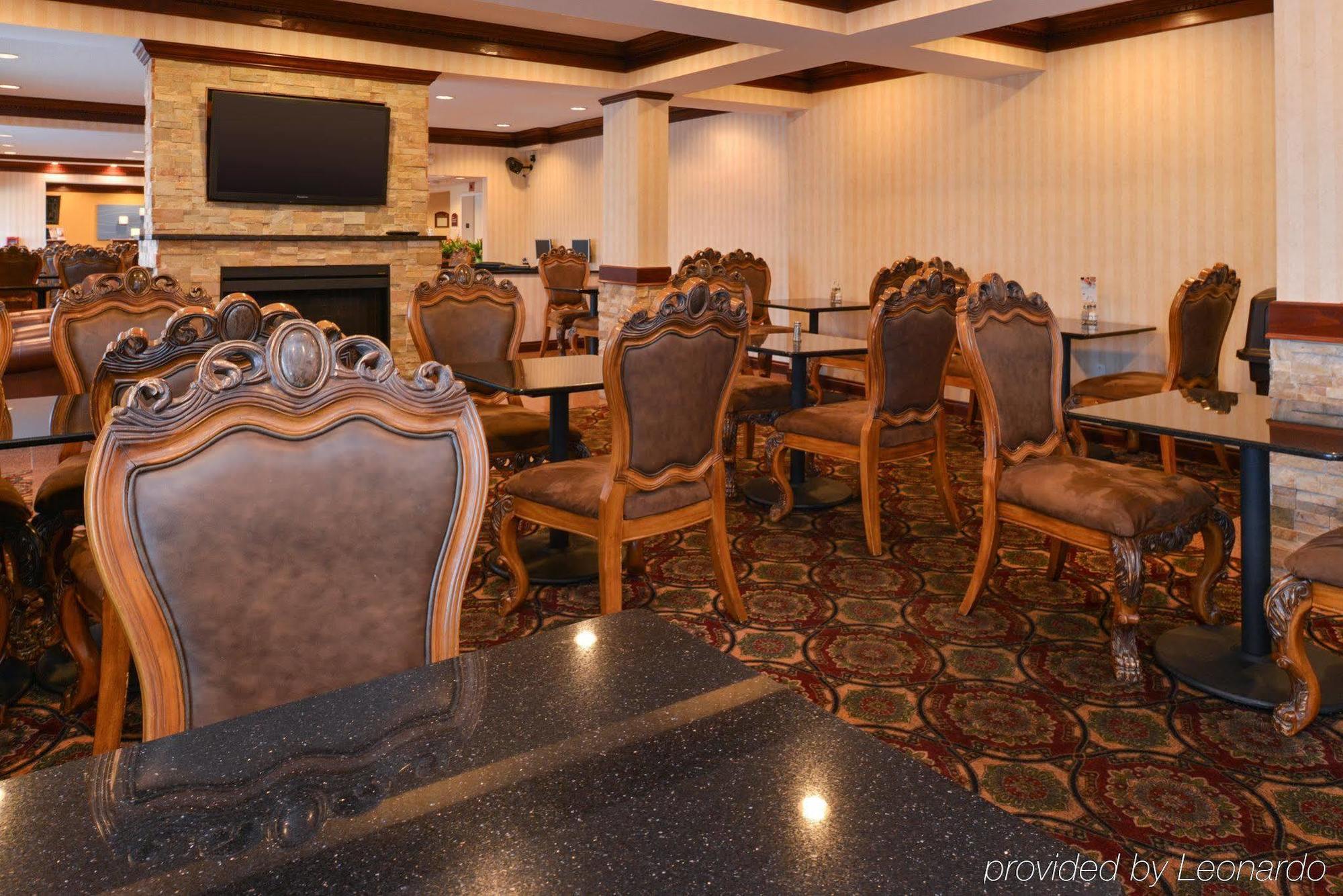 Holiday Inn Express Wixom By Ihg Exterior foto